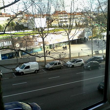 Metro-Apartment Rnal Nº35375 Al-Chamada Para A Rede Movel Nacional Порто Екстериор снимка